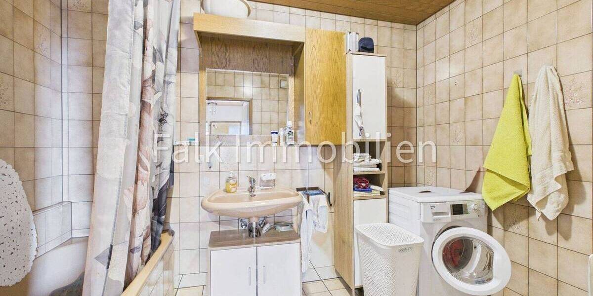Etagenwohnung Brühl - 2 Zimmer, 78 m&sup2;, 215.000&euro; | Angebot:26246870