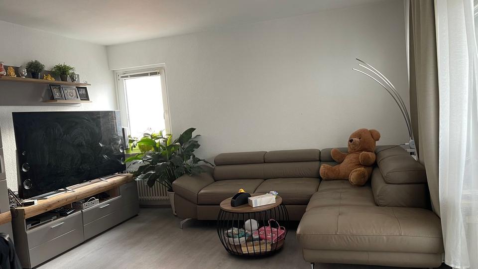 Etagenwohnung Mannheim Almenhof - 3 Zimmer, 76 m&sup2;, 1.450&euro; | Angebot:25977700