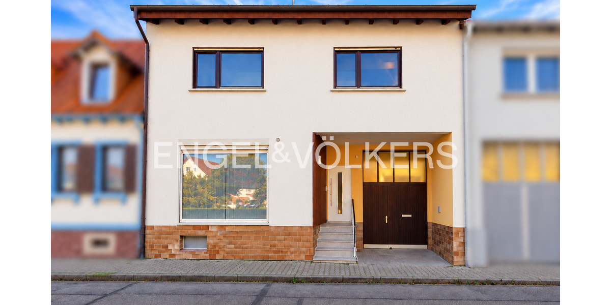 Einfamilienhaus Walldorf - 9 Zimmer, 221 m&sup2;, 569.000&euro; | Angebot:27578771