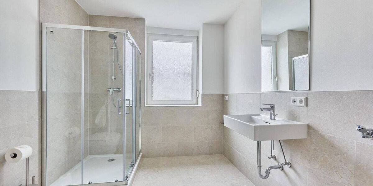Etagenwohnung Mannheim Schwetzingerstadt - 2 Zimmer, 64 m&sup2;, 1.100&euro; | Angebot:26562004