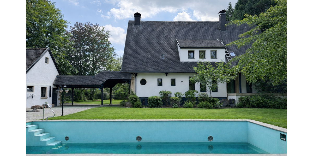 Haus zum Kaufen in Haßloch 1.650.000 € 333 m² 8 zimmer