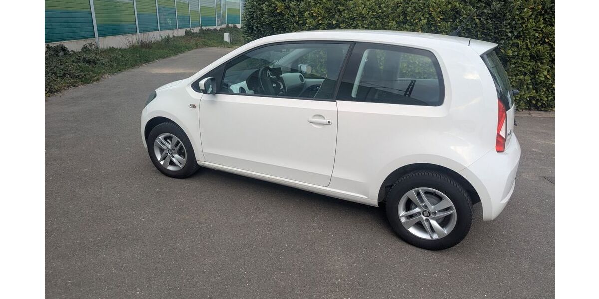 Seat Mii 85.100 km 5.500 &euro; Weinheim 69469