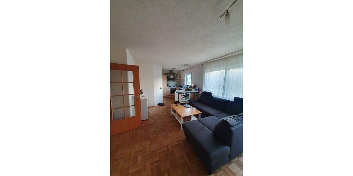 Großzügige Maisonettewohnung inkl. 2 Garagenstellplätzen in zentraler Lage 4 zimmer