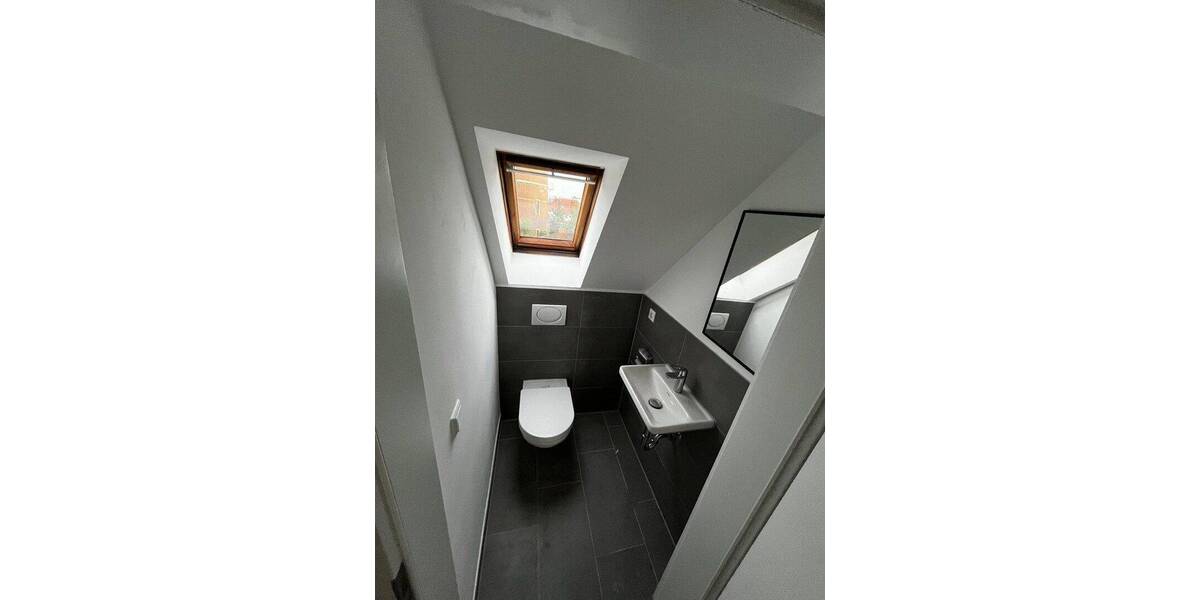 Etagenwohnung Schwetzingen Oststadt - 2 Zimmer, 75 m&sup2;, 1.050&euro; | Angebot:26791136