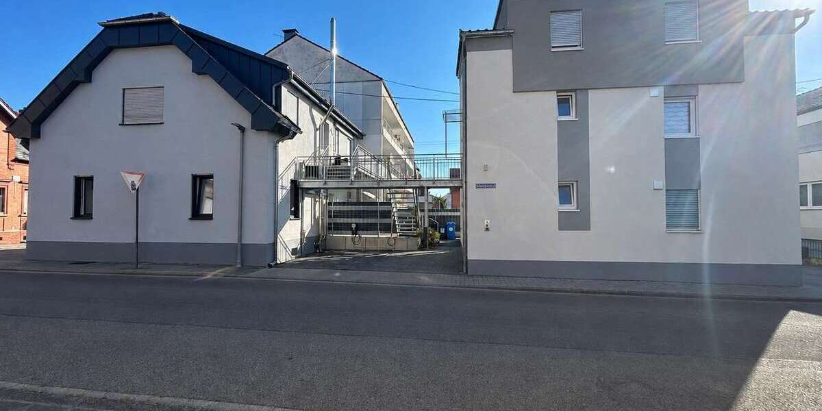 Einfamilienhaus Ludwigshafen am Rhein / Oggersheim Oggersheim - 12 Zimmer, 356 m&sup2;, 980.000&euro; | Angebot:27230646