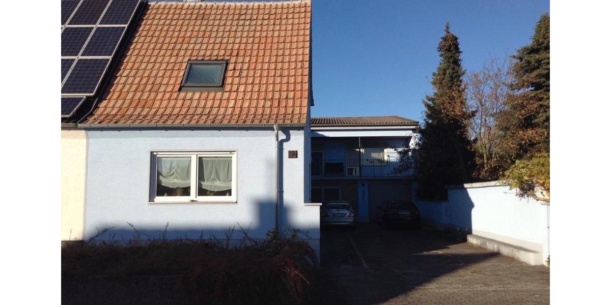 Einfamilienhaus Haßloch - 8 Zimmer, 180 m&sup2;, 280.000&euro; | Angebot:23163896