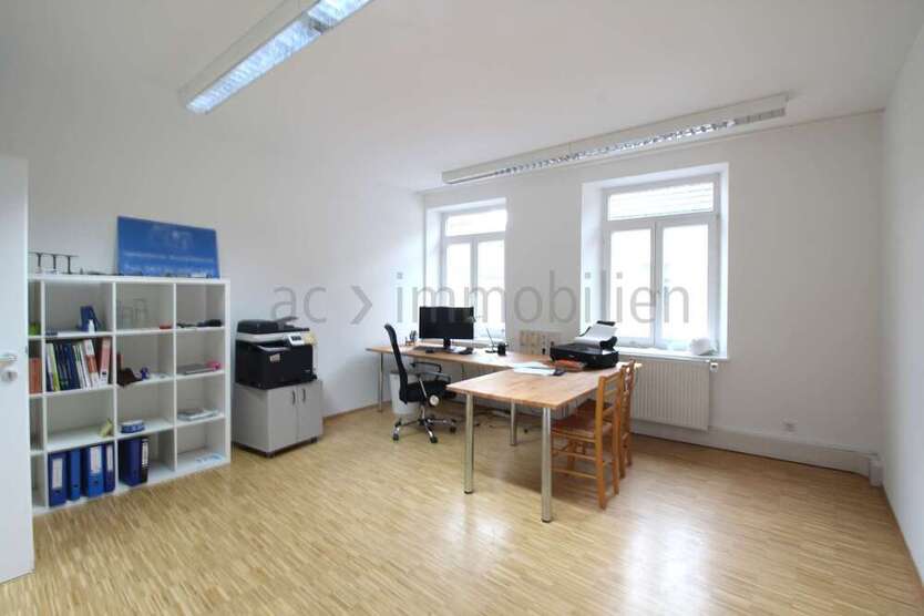Büro in Speyer 250 € 22.09 m²