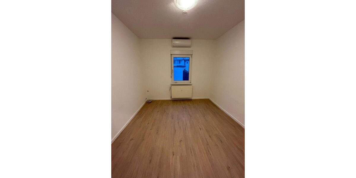 Exklusives Einfamilienhaus in Worms mit großzügiger Terrasse, EBK, Kamin und KLIMA - PROVISIONSREI 5 zimmer