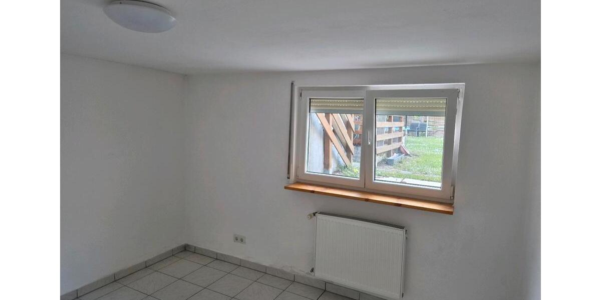 Etagenwohnung Ludwigshafen am Rhein Ludwigshafen-Oggersheim - 2 Zimmer, 50 m&sup2;, 600&euro; | Angebot:26238648