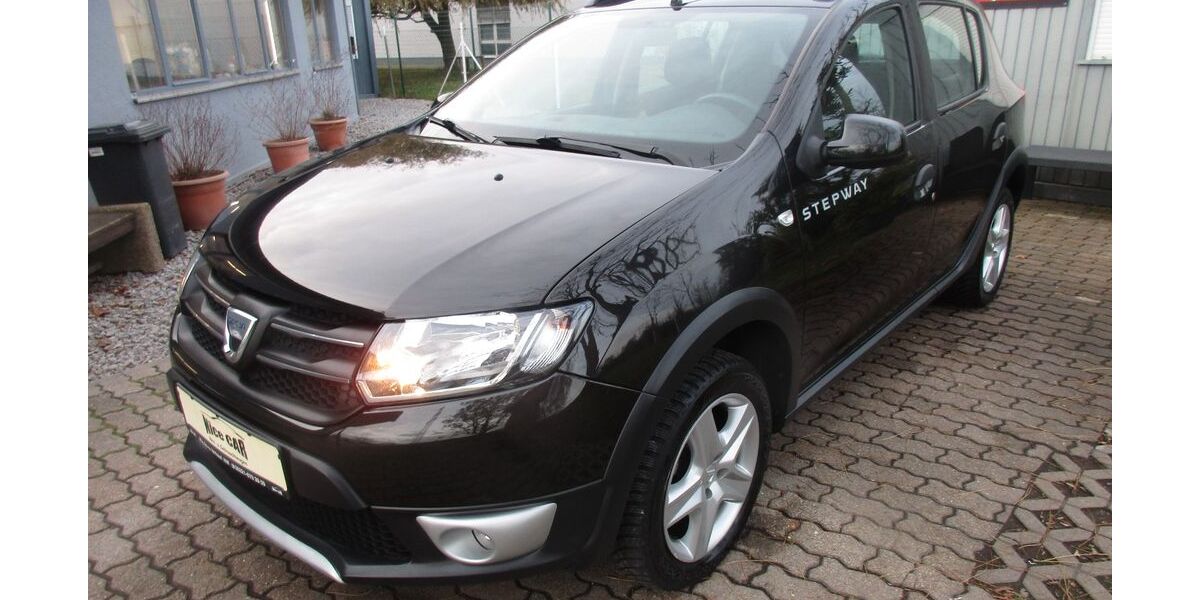 Dacia Sandero 138.000 km 5.599 &euro; Neustadt an der Weinstrasse 67433