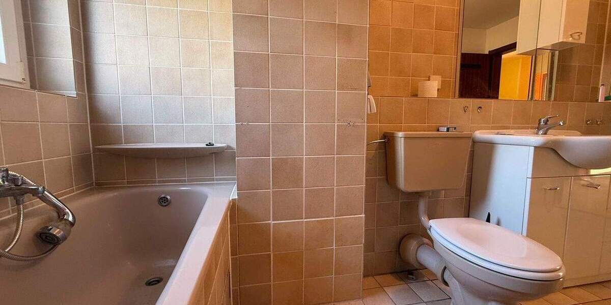 Reihenmittelhaus Mannheim Rheinau - 4 Zimmer, 122 m&sup2;, 365.000&euro; | Angebot:24808025