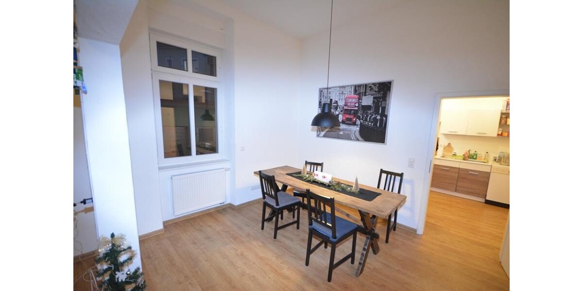 Eine wunderschoene Altbauwohnung in zentraler Stadtlage. - Erdgeschoßwohnung Neustadt Kernstadt | Angebot:20827926