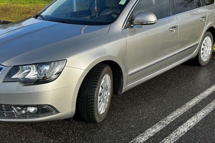 Skoda Superb 175.800 km 9.800 &euro; Ludwigshafen 67071
