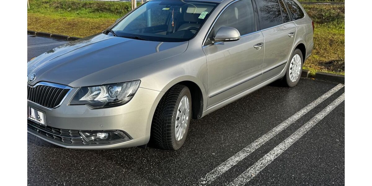 Skoda Superb 175.800 km 9.800 &euro; Ludwigshafen 67071