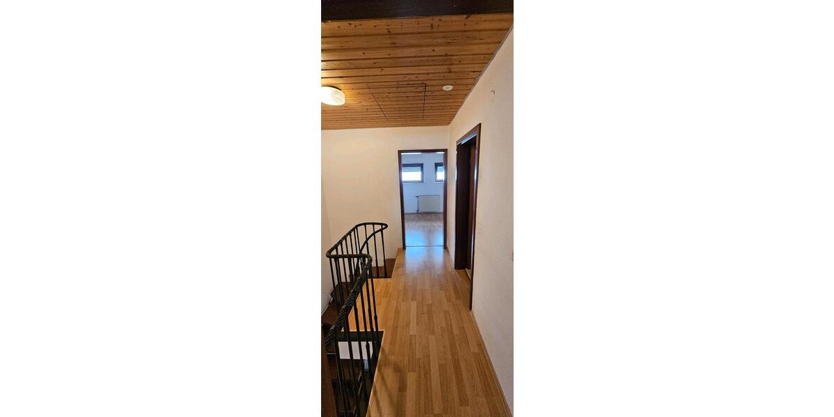 Reihenhaus Leimen - 5 Zimmer, 140 m&sup2;, 550.000&euro; | Angebot:26642817