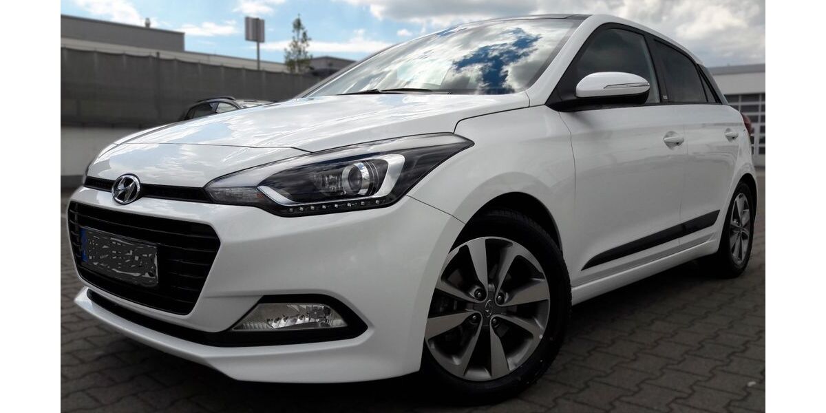 Hyundai i20 88.660 km 10.990 &euro; Hockenheim 68766