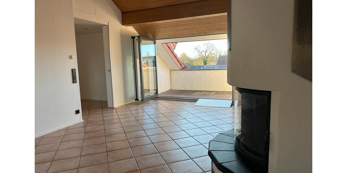 Dachgeschoßwohnung Ladenburg - 4 Zimmer, 108 m&sup2;, 480.000&euro; | Angebot:25378156