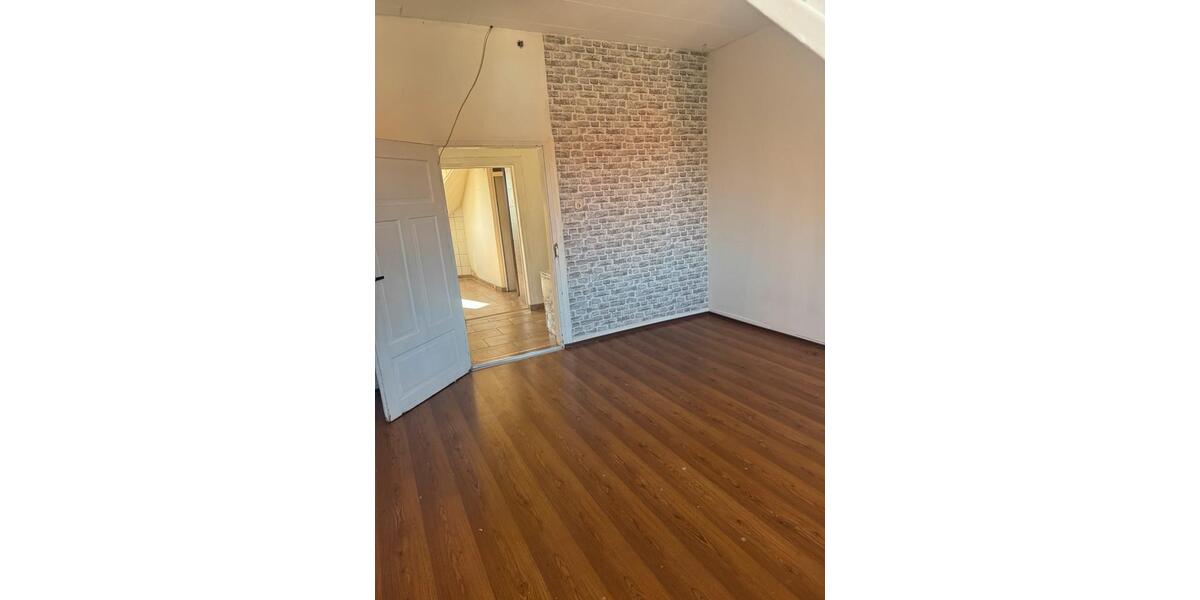 Dachgeschoßwohnung Frankenthal (Pfalz) - 3 Zimmer, 75 m&sup2;, 960&euro; | Angebot:26262835
