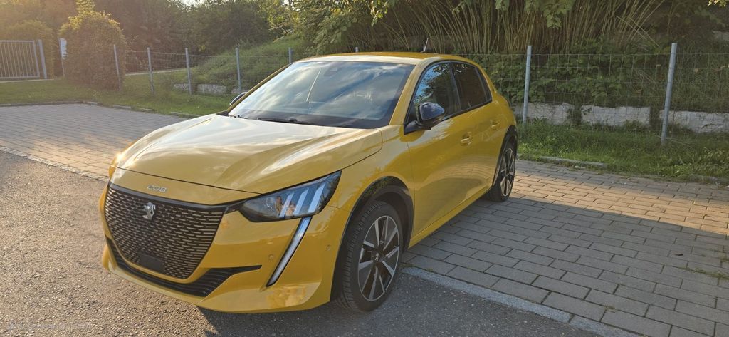 Peugeot 208 31.000 km 16.250 € Mutterstadt 67112