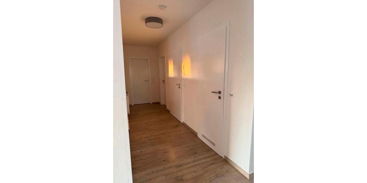 Dachgeschoßwohnung Zwingenberg - 4 Zimmer, 112 m&sup2;, 378.000&euro; | Angebot:26150971
