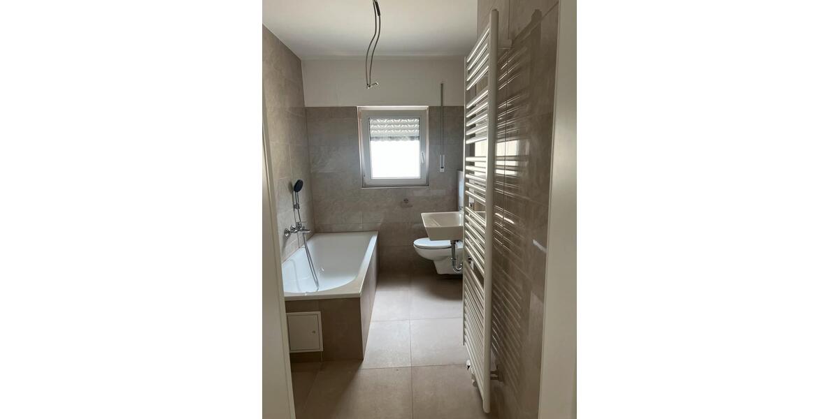 Dachgeschoßwohnung Bensheim - 3 Zimmer, 70 m&sup2;, 1.000&euro; | Angebot:27628758
