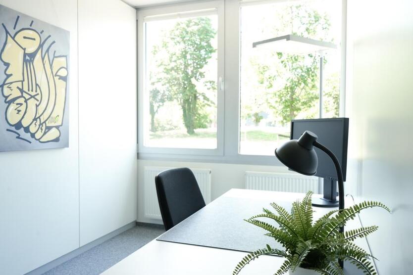 Dein Büro in LeimenHeidelberg – Arbeiten mit Lebensqualität: Padel, Natur & Networking am Campus Leimen