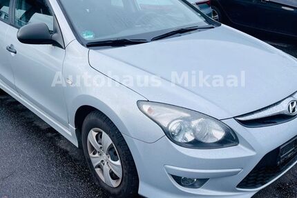Hyundai i30 166.000 km 3.999 &euro; Ketsch 68775