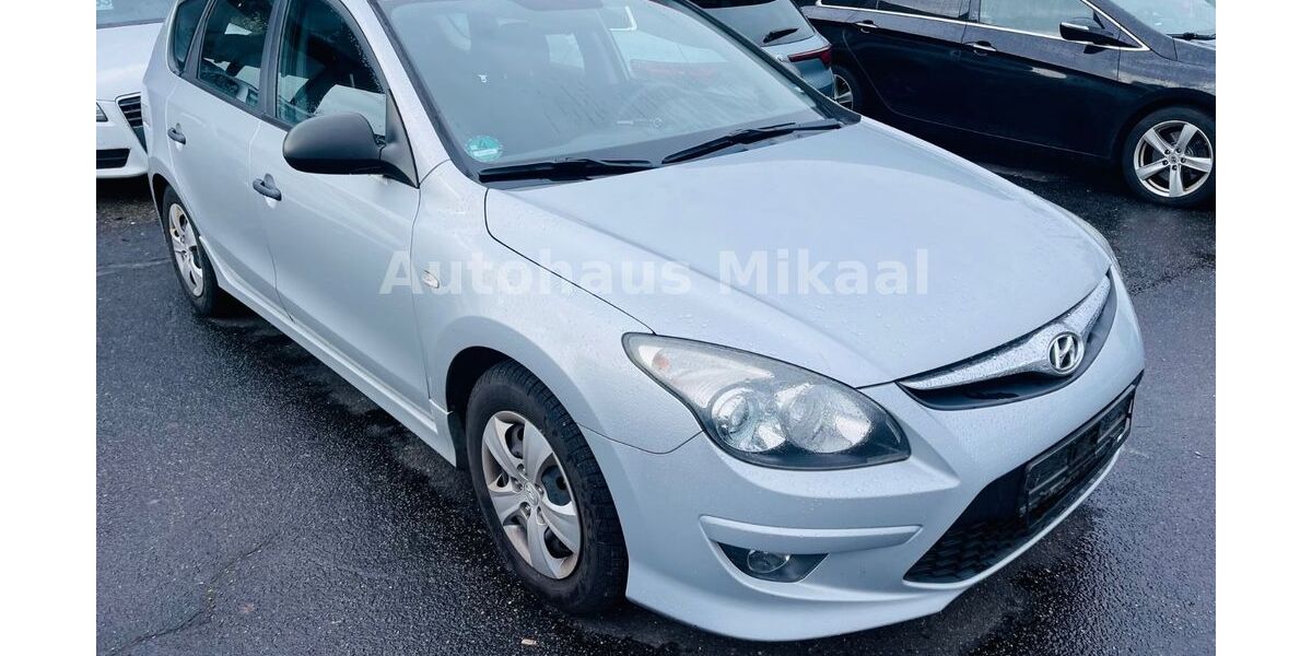 Hyundai i30 166.000 km 3.999 &euro; Ketsch 68775