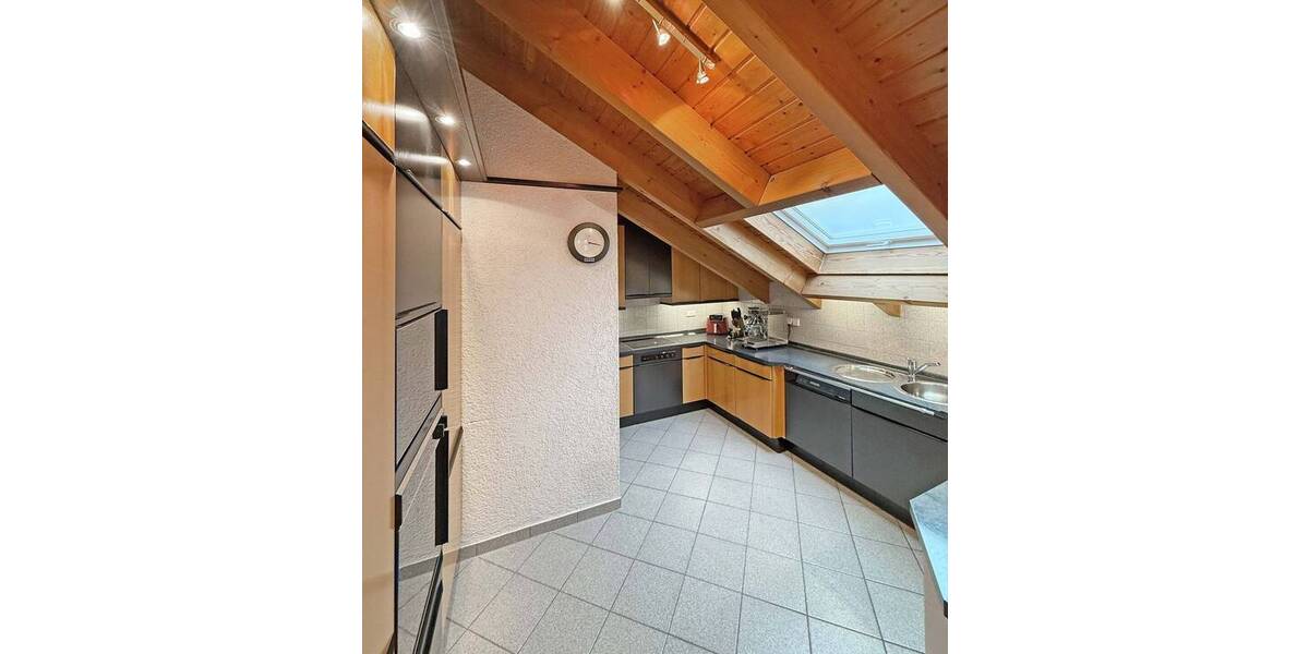 Mehrfamilienhaus, Wohnhaus Hockenheim - 7 Zimmer, 241 m&sup2;, 725.000&euro; | Angebot:26140296