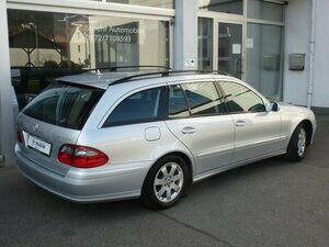 Mercedes-Benz E 200 T Kompr FL Autom Navi PDC AHK SHZ GSHD TOP 157.564 km 9.985 &euro; Dossenheim 69221