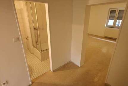 Wohnung Ludwigshafen Ludwigshafen-Hemshof - 2 Zimmer, 48 m&sup2;, 99.000&euro; | Angebot:27726122