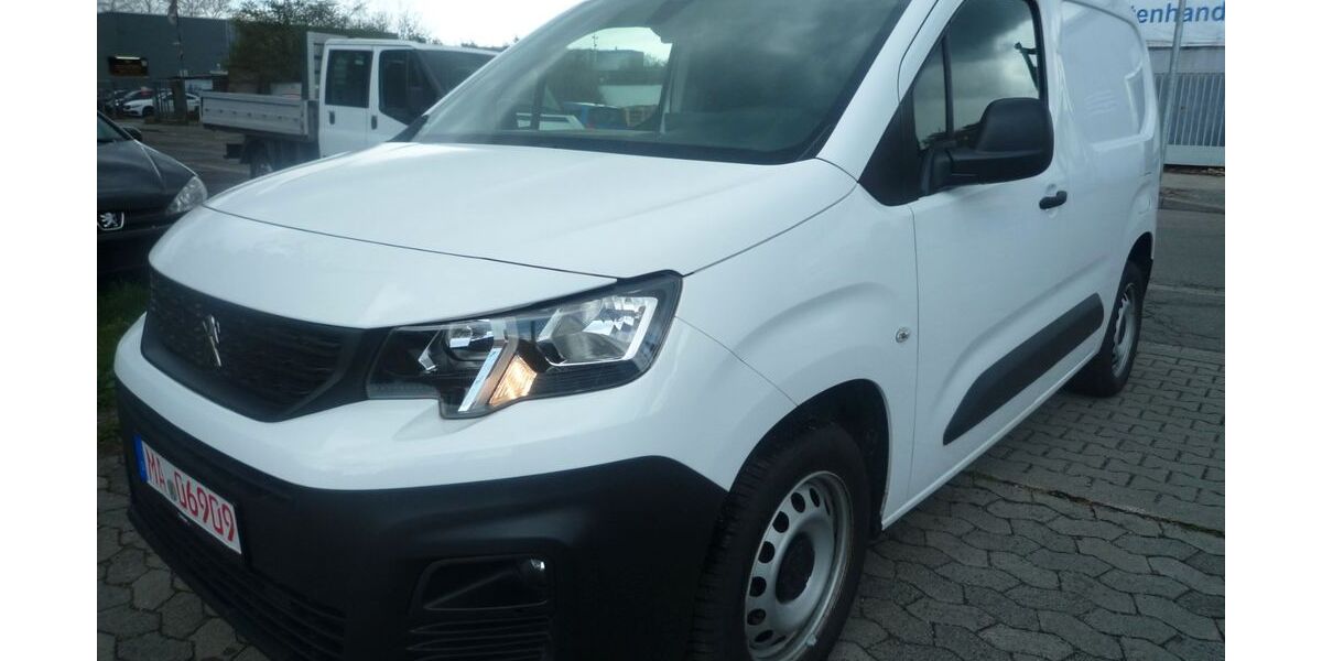 Peugeot Partner 183.000 km 9.390 &euro; Mannheim 68199