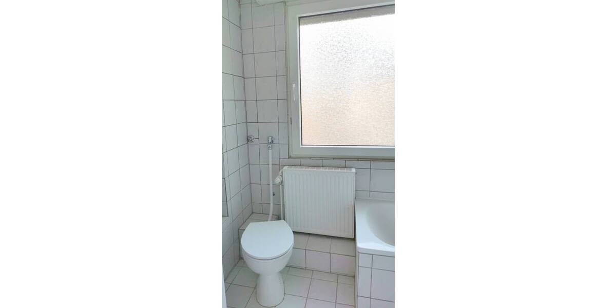 Etagenwohnung Ludwigshafen Süd - 2 Zimmer, 50 m&sup2;, 660&euro; | Angebot:26205778
