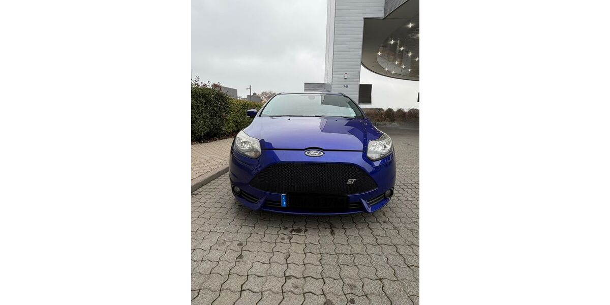 Ford Focus 143.000 km 11.600 &euro; Bad Dürkheim 67098