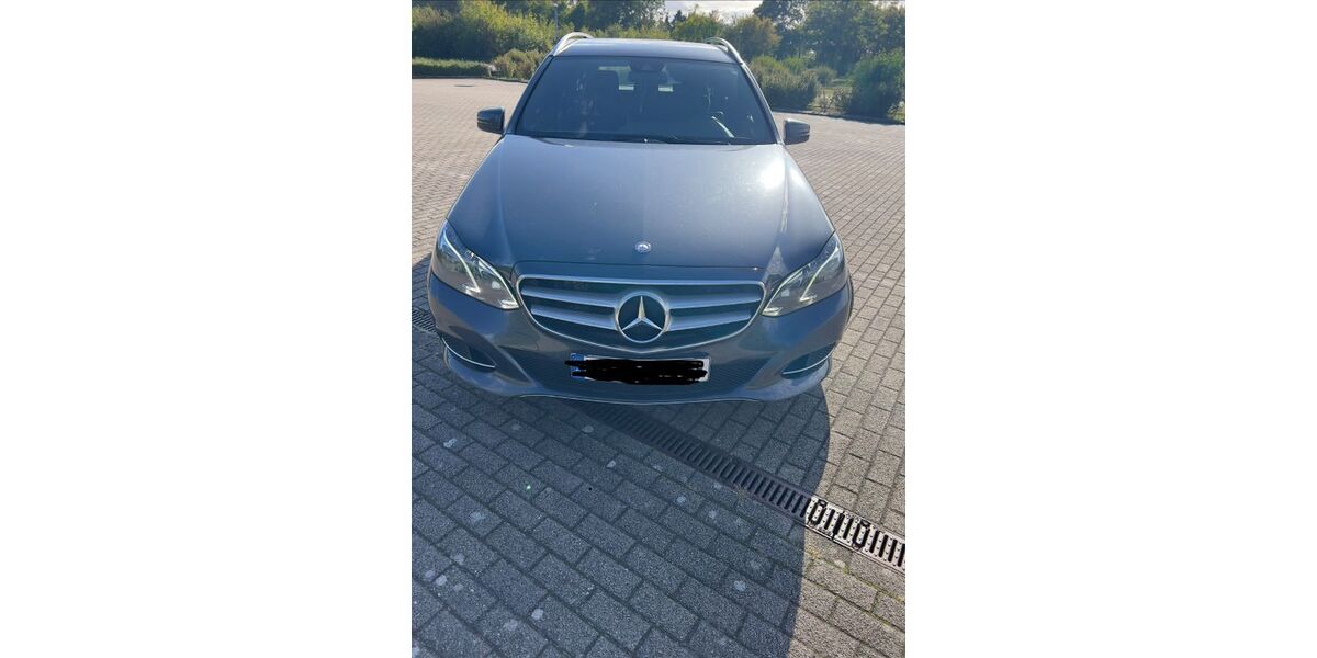 Mercedes-Benz E 220 141.000 km 16.990 &euro; Biblis 68647