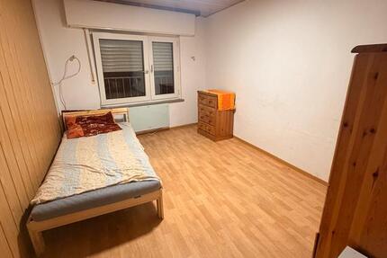 1 Zimmer in Altlussheim 650€ FIXPREIS MIT STROM UND NBK 1 zimmer