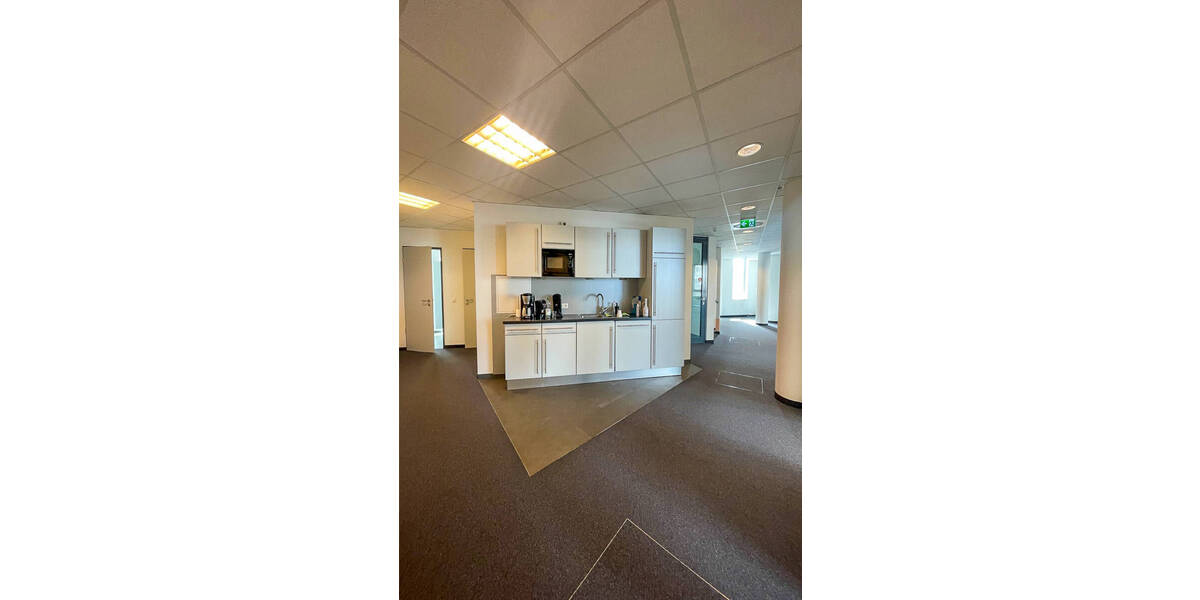 ATIK: Repräsentative Büroflächen im obersten Stockwerk mit exzellenter Aussicht - Gewerbeobjekt Ludwigshafen am Rhein Mitte | Angebot:26267240