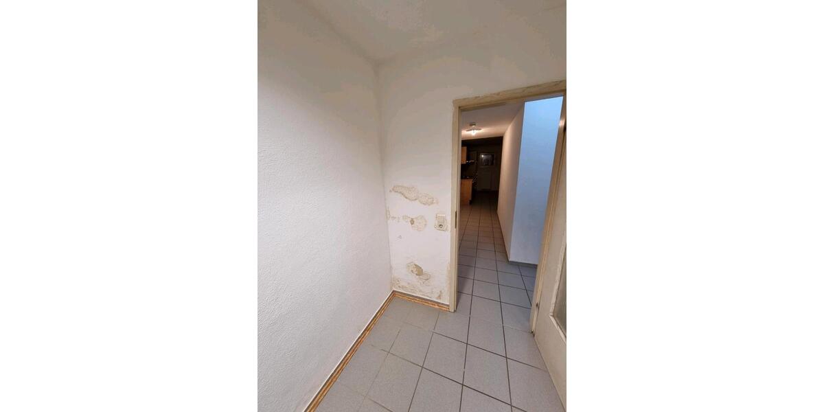 Etagenwohnung Mutterstadt - 3 Zimmer, 85 m&sup2;, 140.000&euro; | Angebot:24624896