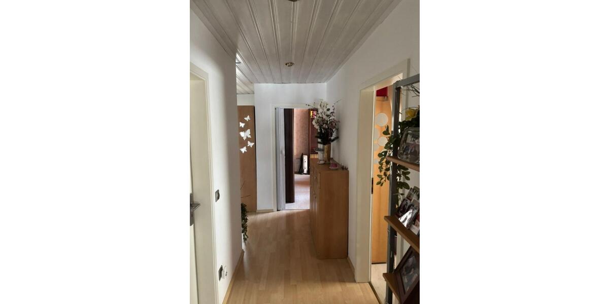 Dachgeschoßwohnung Weinheim - 3 Zimmer, 65 m&sup2;, 175.000&euro; | Angebot:24714573