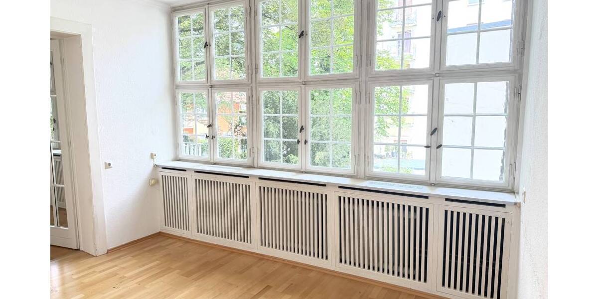 Etagenwohnung Worms Innenstadt - 5 Zimmer, 180 m&sup2;, 1.400&euro; | Angebot:26556657