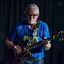 Wolfgang Blueswolf Schuster