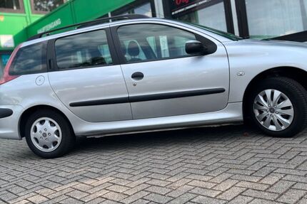 Peugeot 206 132.000 km 2.750 &euro; Schwetzingen 68723