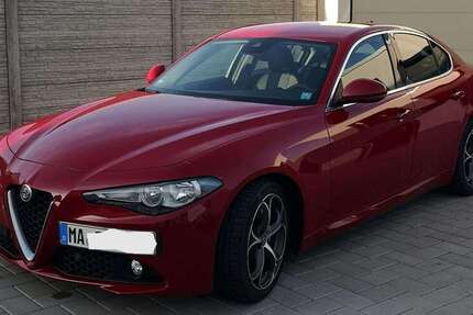 Alfa Romeo Giulia 121.500 km 18.000 € Mannheim 68307