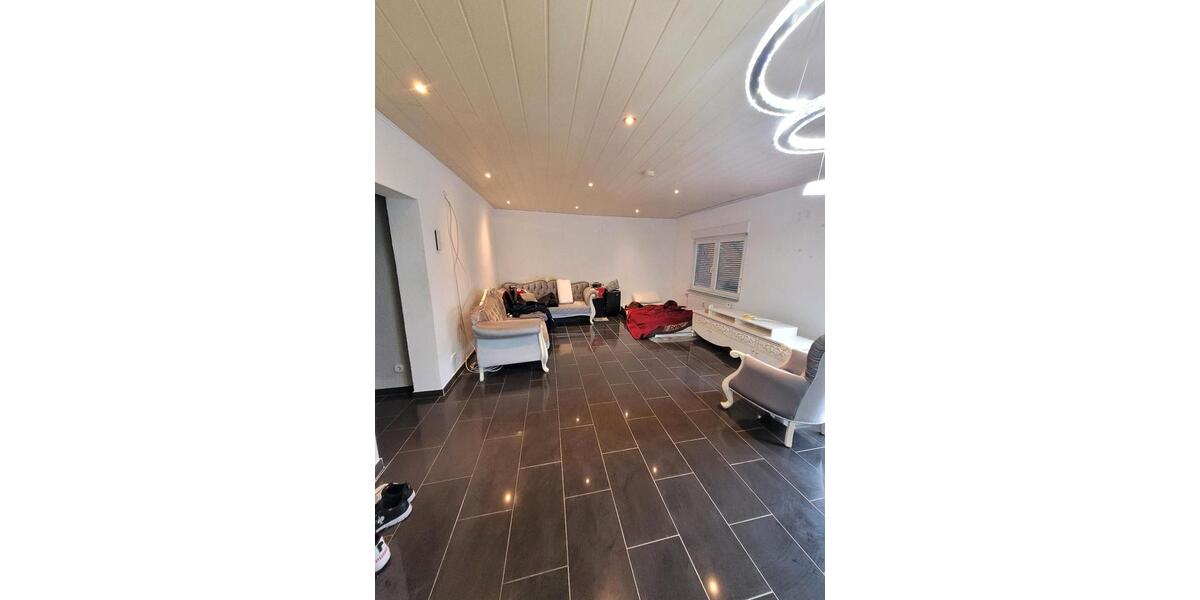 Erdgeschoßwohnung Lampertheim - 2 Zimmer, 55 m&sup2;, 700&euro; | Angebot:25552237