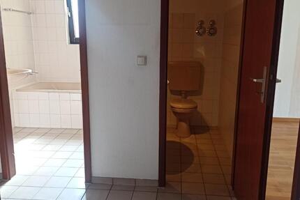 Haus Hockenheim - 2 Zimmer, 64 m&sup2;, 225.000&euro; | Angebot:25869572