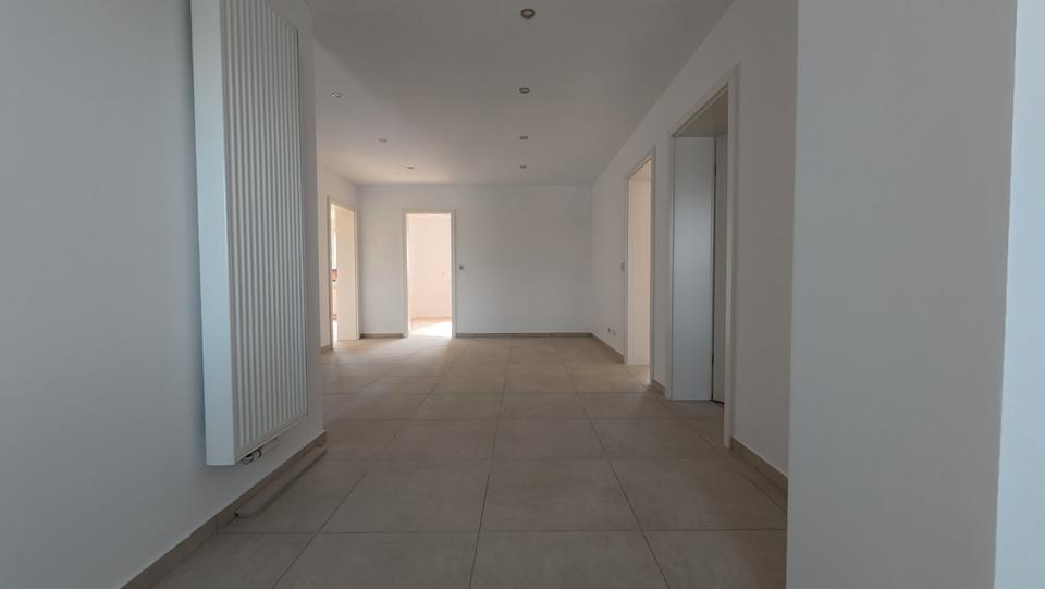 Etagenwohnung Mannheim Rheinau - 4.5 Zimmer, 106 m&sup2;, 1.700&euro; | Angebot:26254450