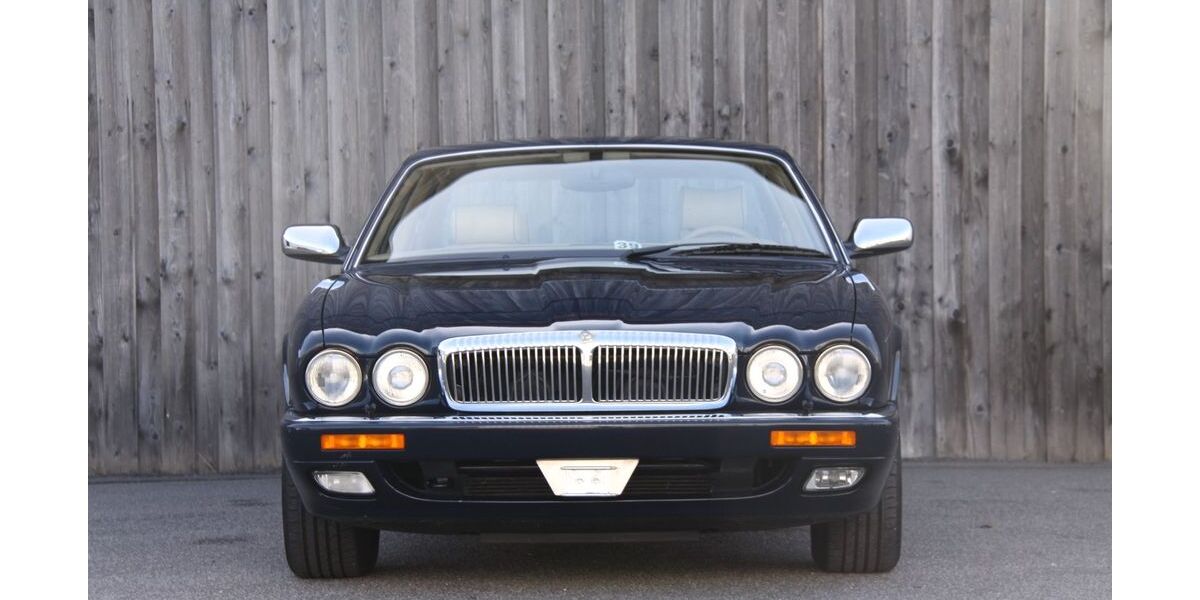 Jaguar Daimler 23.000 km 79.999 &euro; Heppenheim 64646