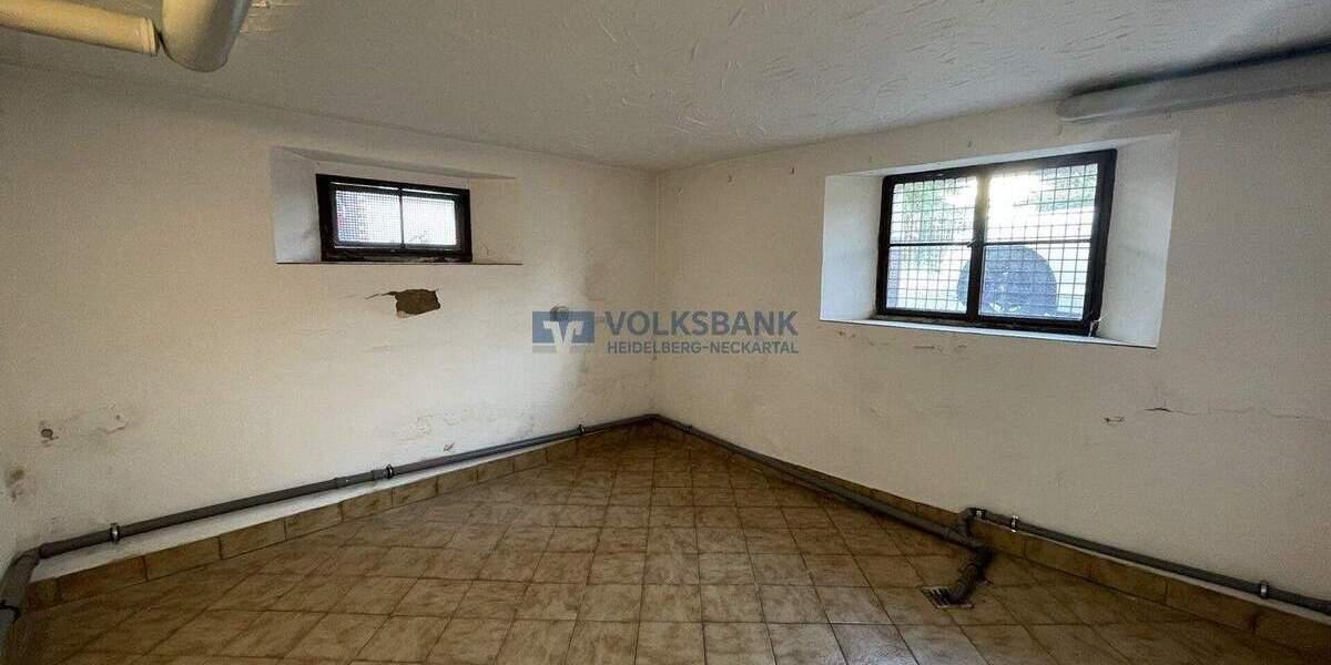 Mehrfamilienhaus, Wohnhaus Walldorf - 9 Zimmer, 234 m&sup2;, 790.000&euro; | Angebot:25695774