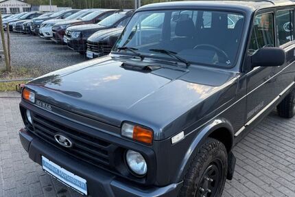 Lada Taiga 101.000 km 10.900 &euro; Mörlenbach 69509