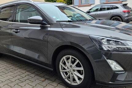 Ford Focus 94.000 km 12.700 &euro; Mannheim 68309
